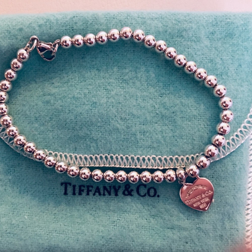 TIFFANY&CO SILVER CHARM BRACELET